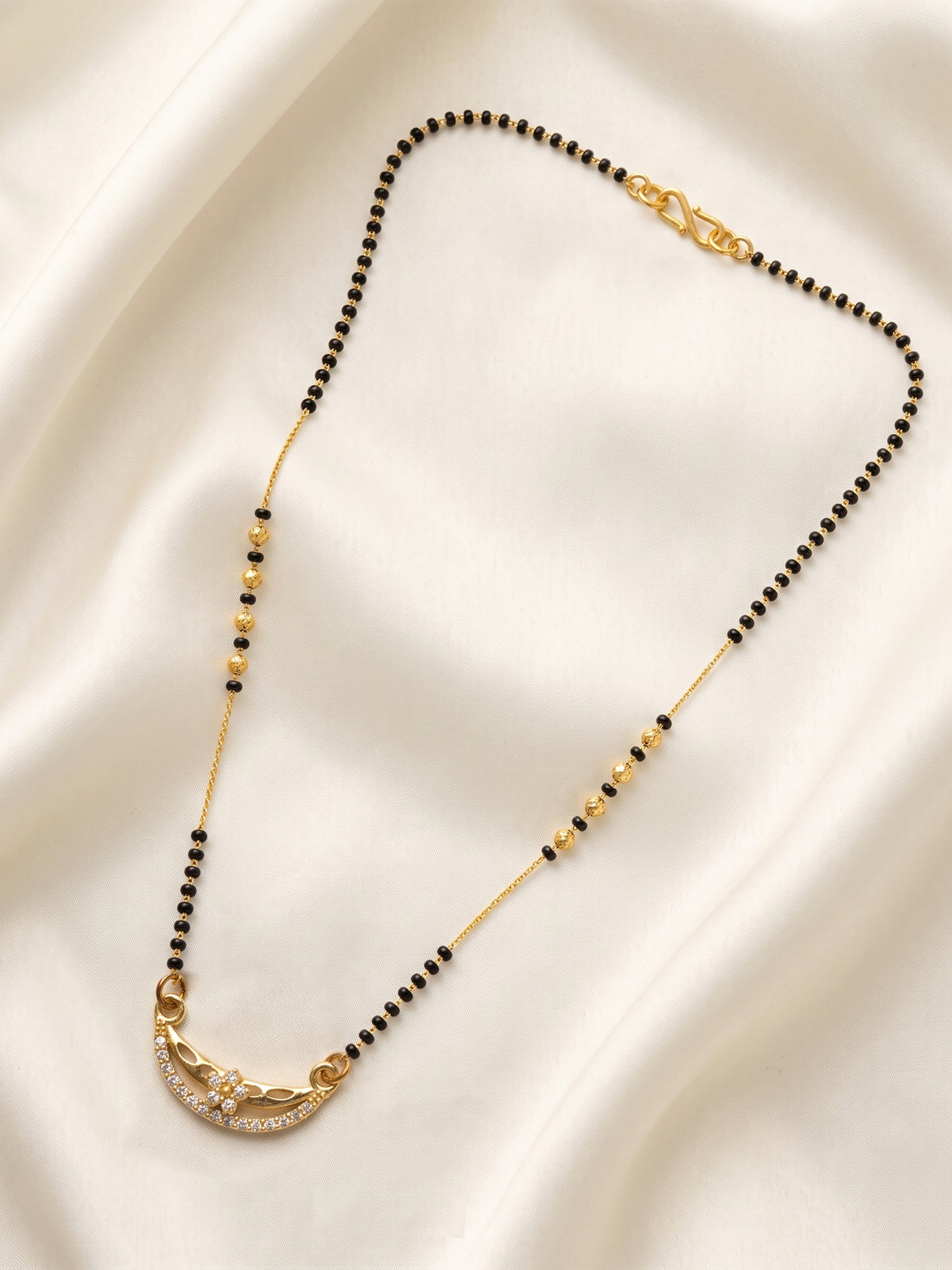 lfariya jewellery handcrafted Indian mangalsutra necklace with a geometric square pendant, rich ruby centerpiece and premium gold plated detailing for everyday elegance.