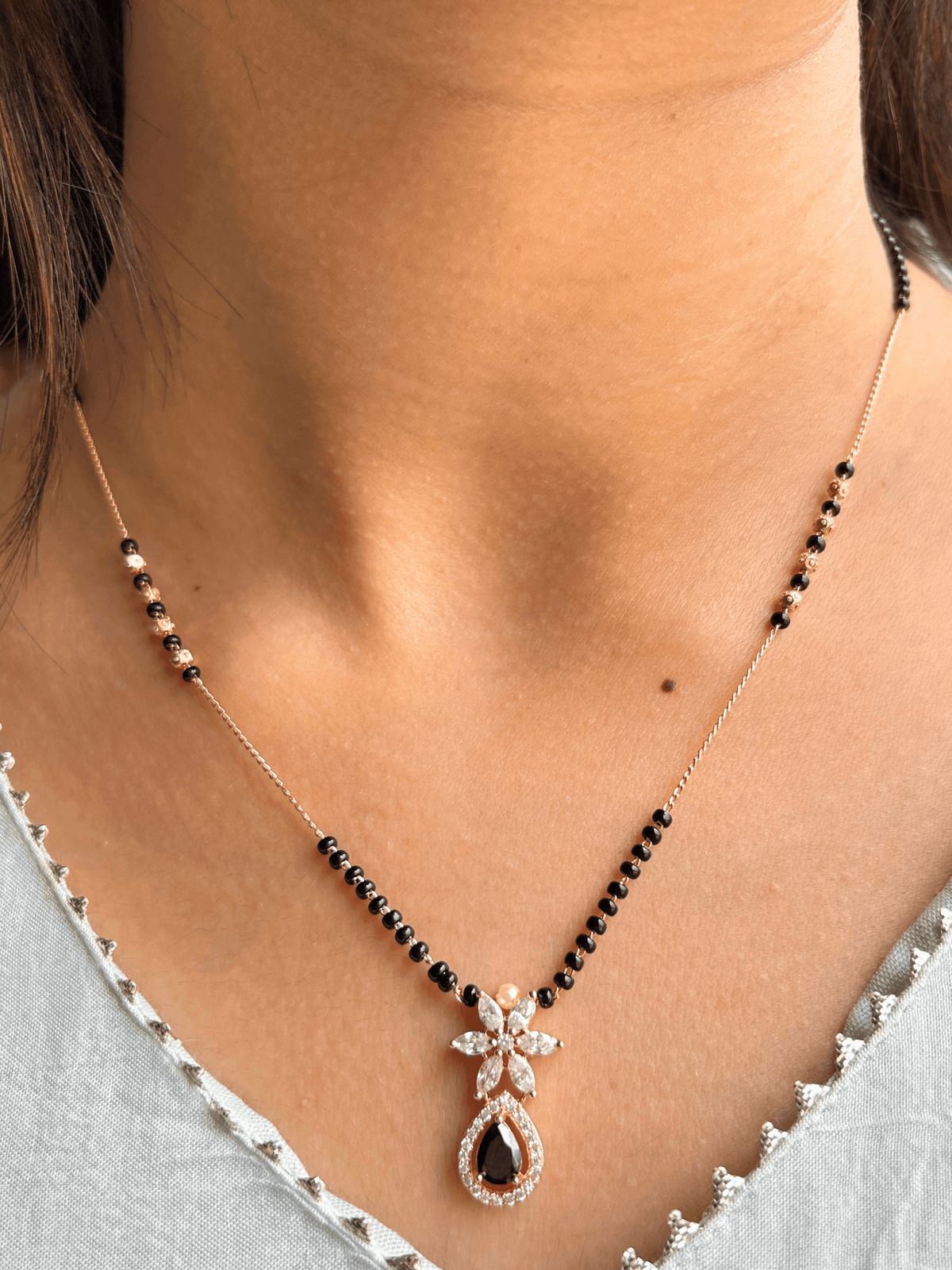 Royal Teardrop Stone Mangalsutra
